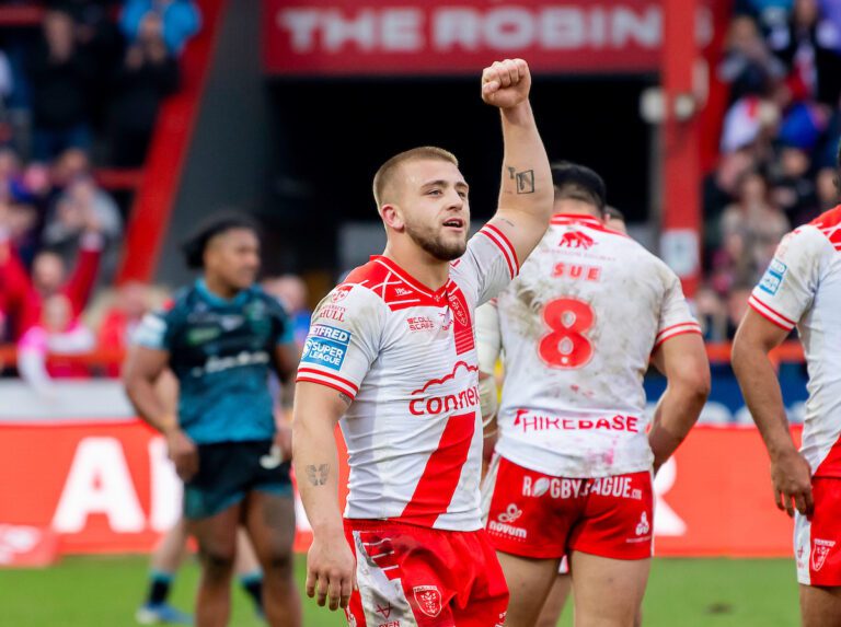 Hull KR 30 Leigh 0: Free breakfast makes Rovers unbreakable