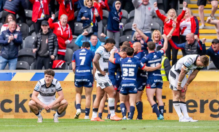 Picture by Allan McKenzie/SWpix.com - 18/04/2025 - Rugby League - Betfred Super League Round 8 - Hull FC v Hull KR - MKM Stadium, Kingston upon Hull, England - Hull FC's Lewis Martin & Will Pryce dejected as Hull KR seal the match with a Jared Waerea-Hargreaves try.
