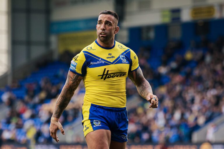 Picture by Alex Whitehead/SWpix.com - 12/04/2025 - Rugby League - Betfred Super League: Round 7 - Warrington Wolves vs Hull FC - Halliwell Jones Stadium, Warrington, England - Paul Vaughan of Warrington