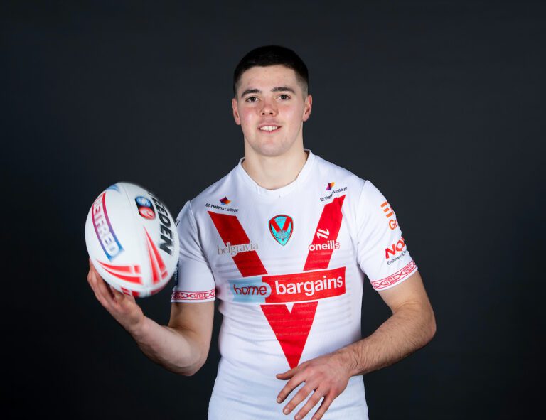 Picture by Allan McKenzie/SWpix.com - 10/01/2025 - Rugby League - Betfred Super League - St Helens Media Day - Cowley International College, St Helens, England - George Whitby.