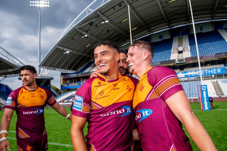 Huddersfield inflict more hurt on wonky Warrington
