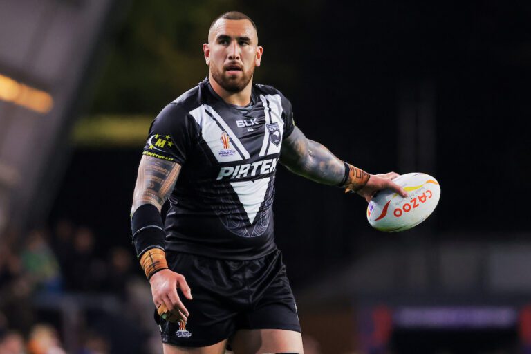 Asofa-Solomona: “Leave it up to God … I might have to chop off my legs”