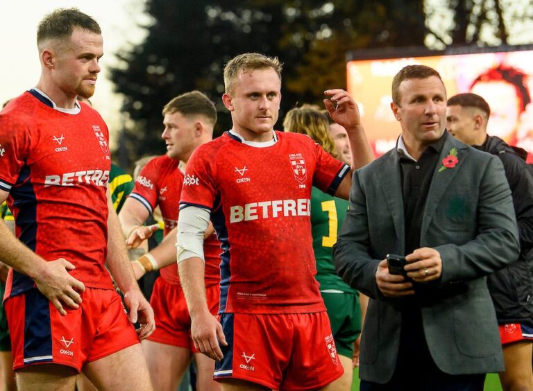 Picture by Allan McKenzie/SWpix.com - 08/11/2025 - Rugby League - 2025 ABK Beer Rugby League Ashes - England v Australia - AMT Headingley, Leeds, England - Joe Burgess and Jez Litten with their domestic Super League coach Willie Peters.