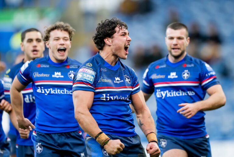 Huddersfield 16 Wakefield 18: Trinity off the mark as Walmsley sinks Giants in tight battle