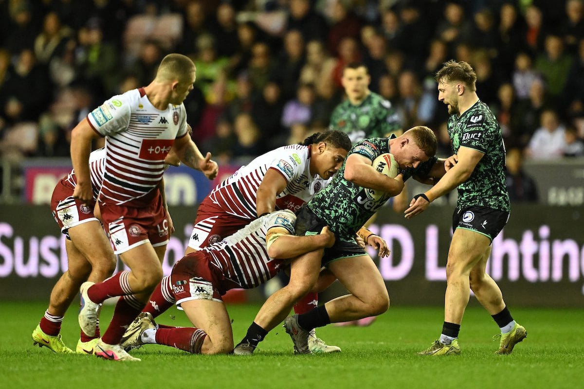 Wigan defence makes statement in Battle of Borough rout