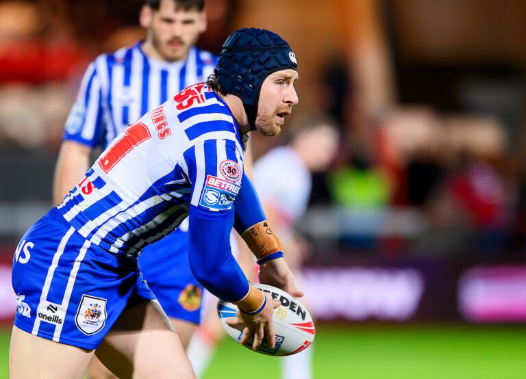 Leeds eye Jackson Hastings