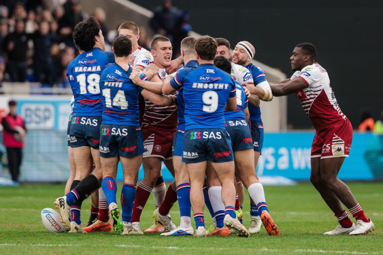 Wakefield 22 Wigan 26: Wigan lose two in RFL charges